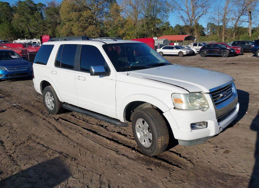 2010 Ford Explorer XLT (VIN 1FMEU7DE4AUA50673) main photo