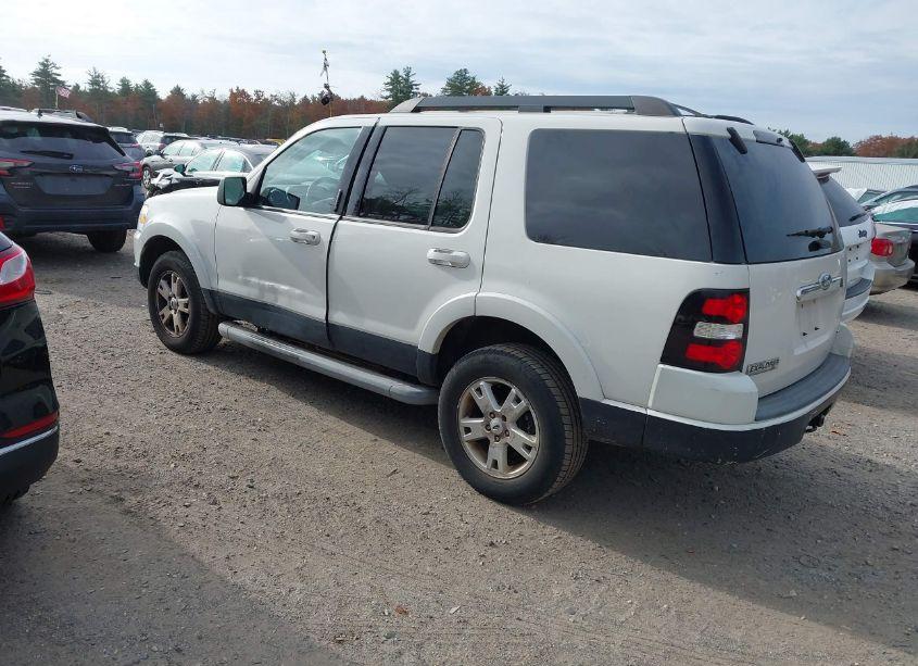 Photo 3 of 2010 Ford Explorer XLT (VIN 1FMEU7DE4AUA72480)