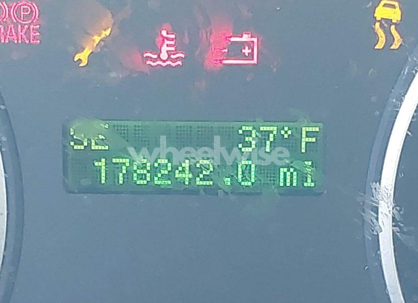 Photo 15 of 2010 Ford Explorer XLT (VIN 1FMEU7DE4AUA80417)