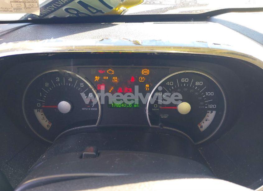 Photo 7 of 2010 Ford Explorer XLT (VIN 1FMEU7DE4AUA80417)