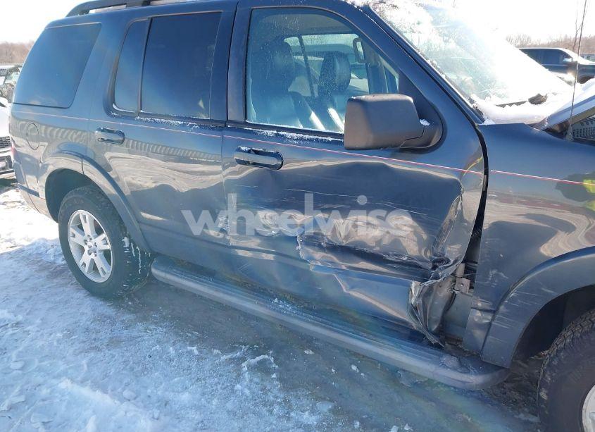 Photo 6 of 2010 Ford Explorer XLT (VIN 1FMEU7DE4AUA94401)