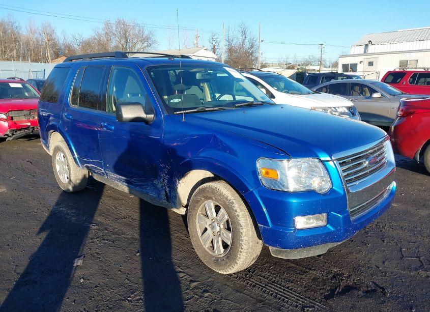 2010 Ford Explorer XLT (VIN 1FMEU7DE4AUB14534) main photo