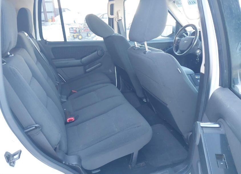 Photo 8 of 2010 Ford Explorer XLT (VIN 1FMEU7DE5AUA48687)