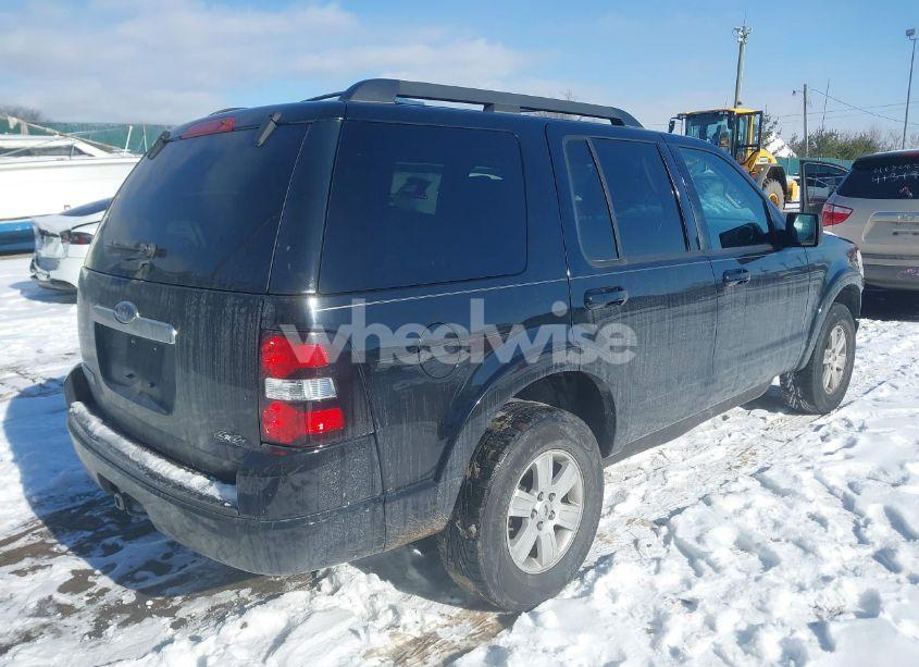 Photo 4 of 2010 Ford Explorer XLT (VIN 1FMEU7DE5AUA49130)