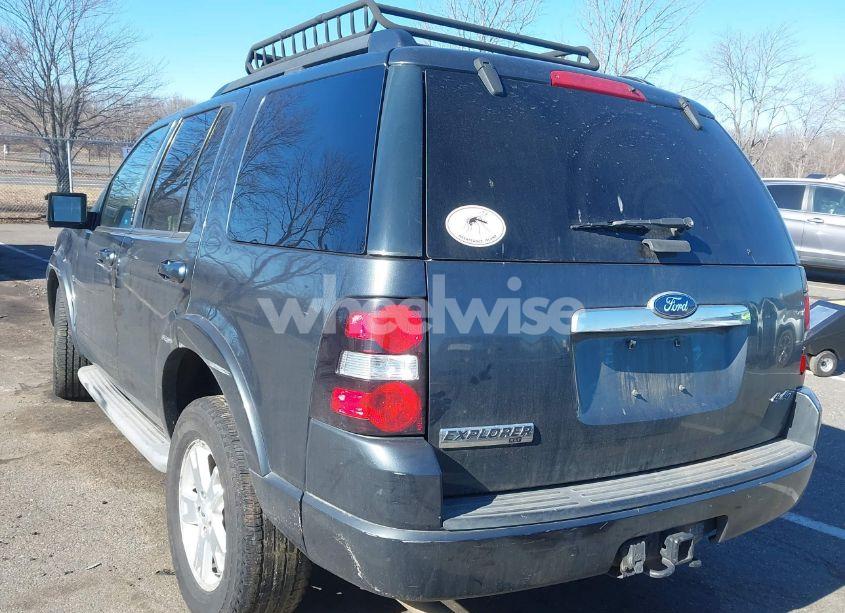 Photo 3 of 2010 Ford Explorer XLT (VIN 1FMEU7DE5AUA69894)