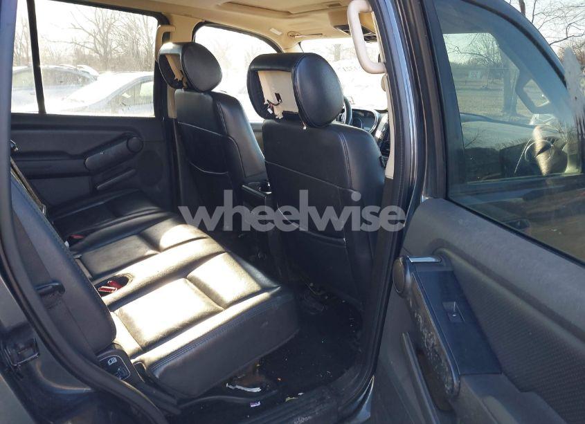 Photo 8 of 2010 Ford Explorer XLT (VIN 1FMEU7DE5AUA69894)