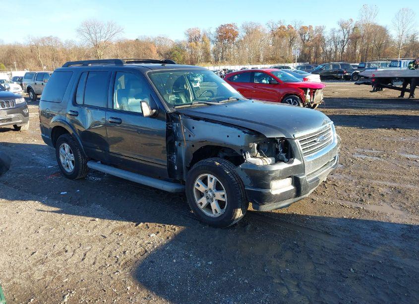 2010 Ford Explorer XLT (VIN 1FMEU7DE5AUA91555) main photo