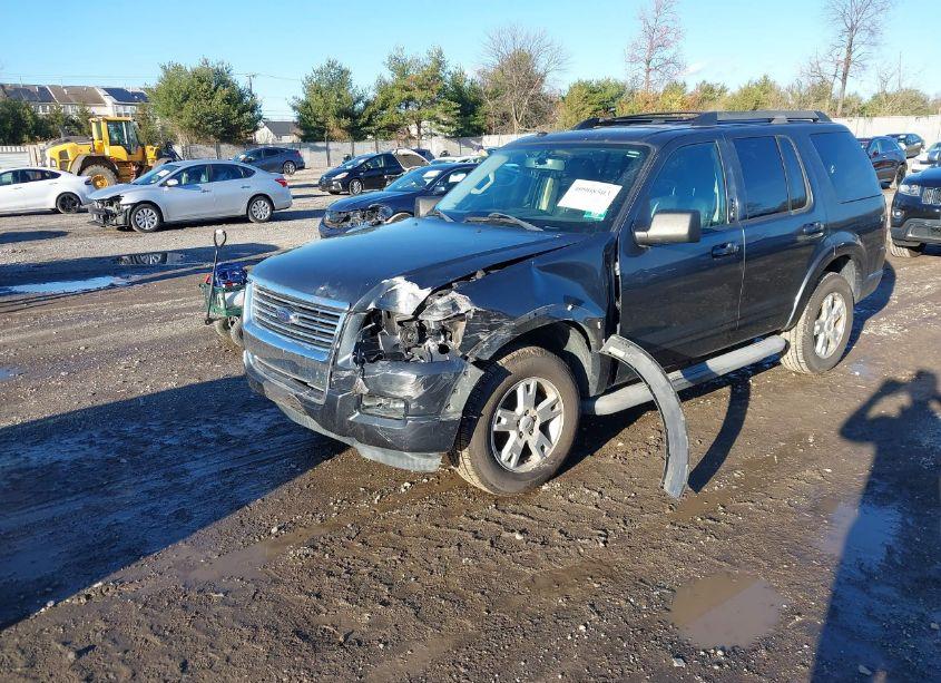 Photo 2 of 2010 Ford Explorer XLT (VIN 1FMEU7DE5AUA91555)