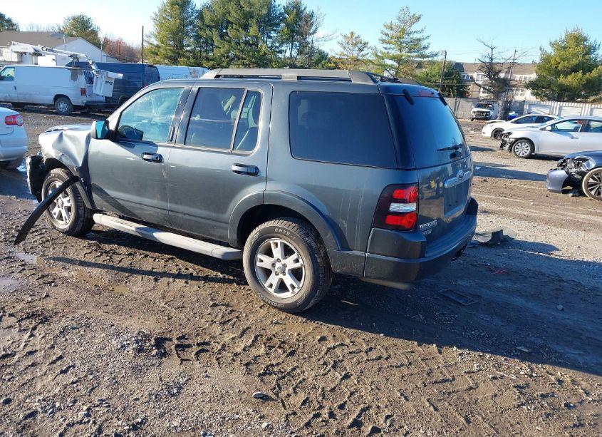 Photo 3 of 2010 Ford Explorer XLT (VIN 1FMEU7DE5AUA91555)