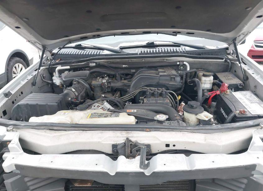 Photo 10 of 2010 Ford Explorer XLT (VIN 1FMEU7DE5AUA98330)