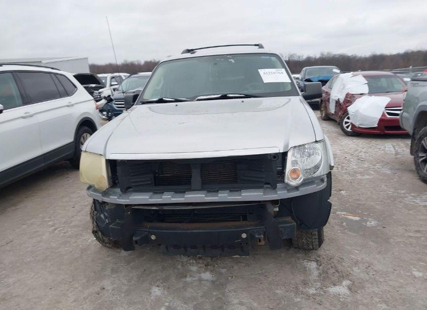 Photo 13 of 2010 Ford Explorer XLT (VIN 1FMEU7DE5AUA98330)