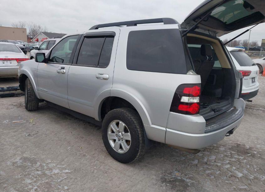 Photo 3 of 2010 Ford Explorer XLT (VIN 1FMEU7DE5AUA98330)