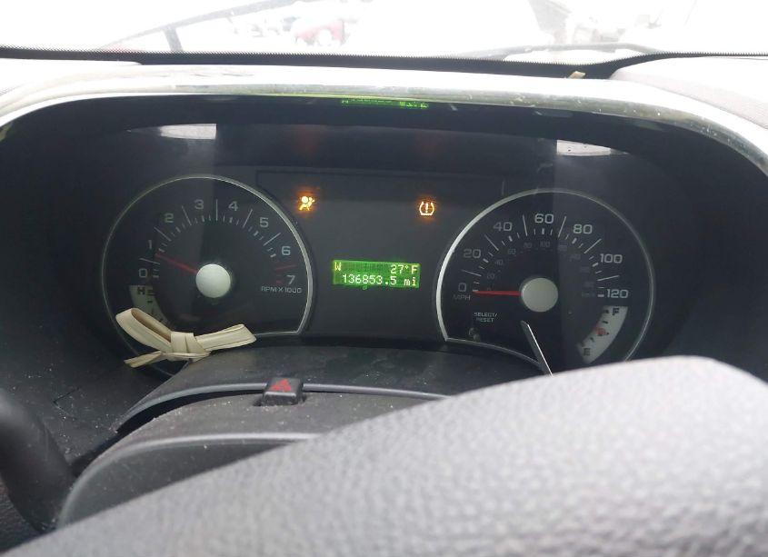 Photo 7 of 2010 Ford Explorer XLT (VIN 1FMEU7DE5AUA98330)