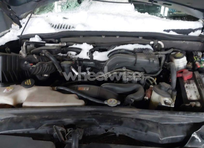 Photo 10 of 2010 Ford Explorer XLT (VIN 1FMEU7DE5AUB14011)