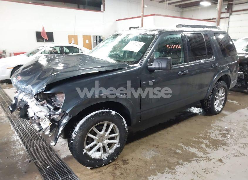 Photo 2 of 2010 Ford Explorer XLT (VIN 1FMEU7DE5AUB14011)