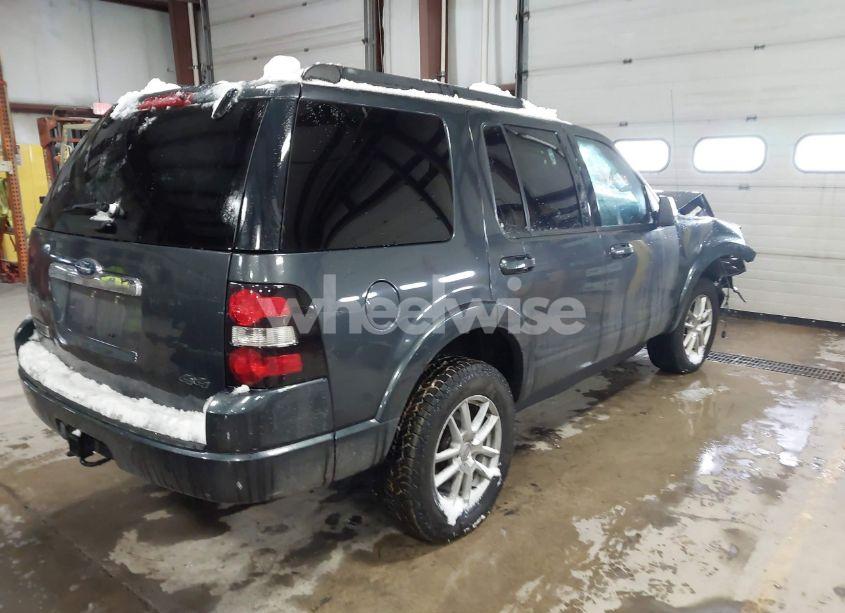 Photo 4 of 2010 Ford Explorer XLT (VIN 1FMEU7DE5AUB14011)