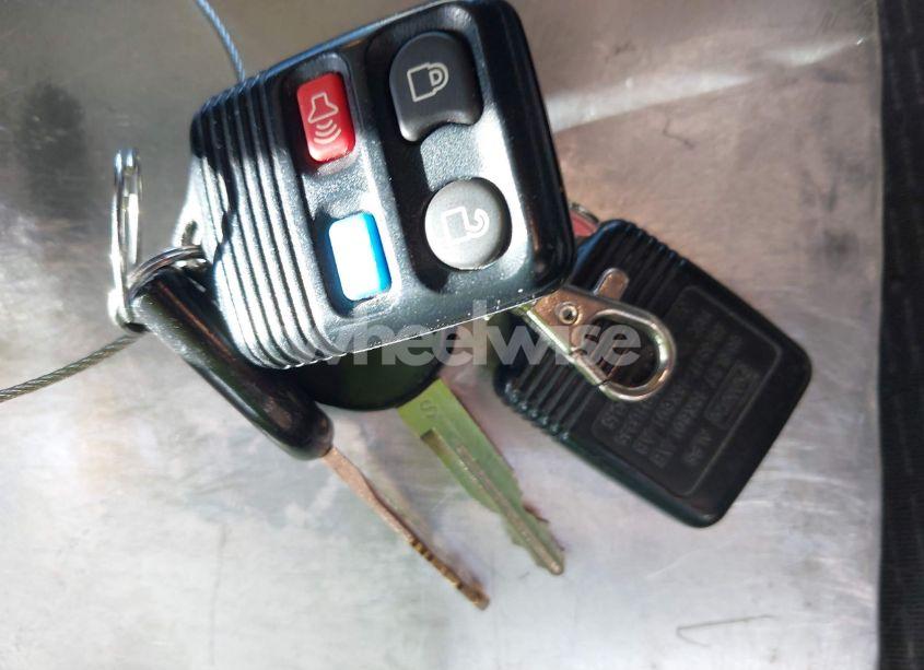 Photo 11 of 2010 Ford Explorer XLT (VIN 1FMEU7DE6AUA52621)