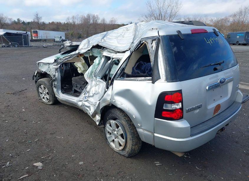 Photo 3 of 2010 Ford Explorer XLT (VIN 1FMEU7DE7AUA77916)