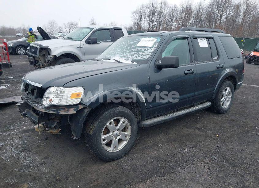 Photo 2 of 2010 Ford Explorer XLT (VIN 1FMEU7DE7AUA80721)