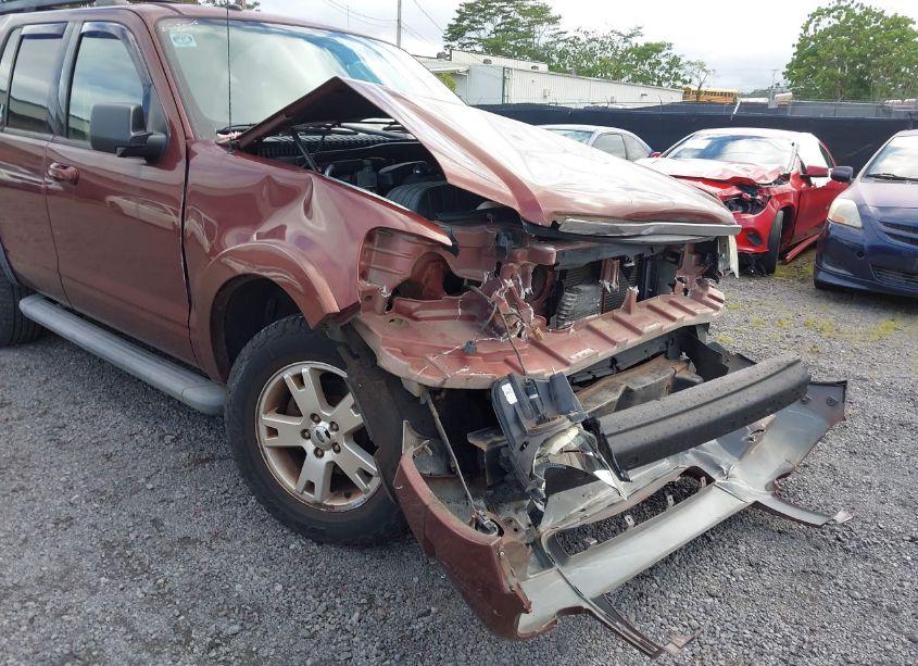 Photo 13 of 2010 Ford Explorer XLT (VIN 1FMEU7DE8AUA49283)