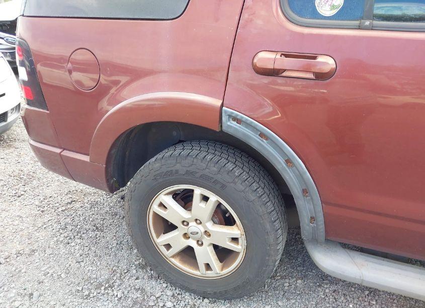 Photo 15 of 2010 Ford Explorer XLT (VIN 1FMEU7DE8AUA49283)