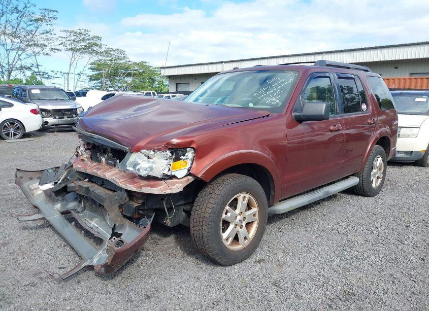 Photo 2 of 2010 Ford Explorer XLT (VIN 1FMEU7DE8AUA49283)