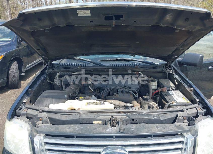 Photo 10 of 2010 Ford Explorer XLT (VIN 1FMEU7DE8AUA78668)