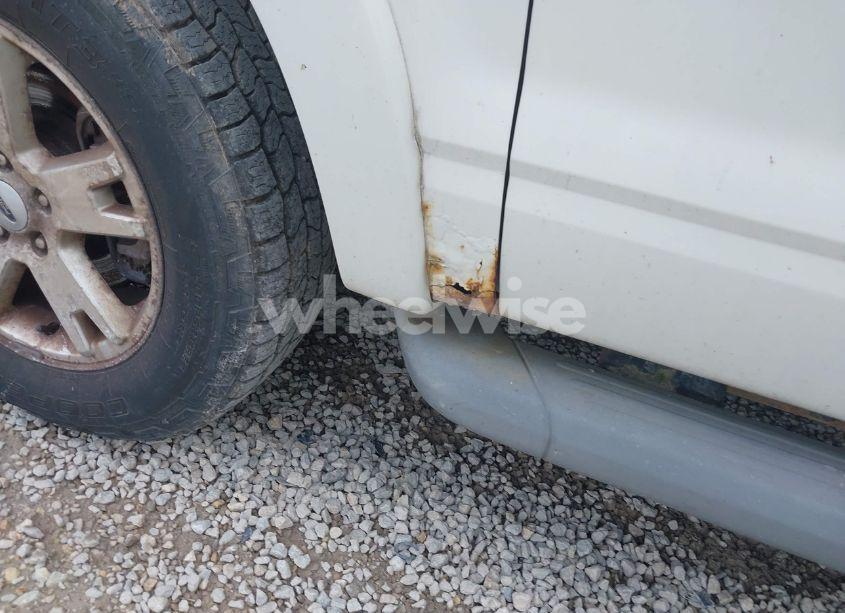 Photo 12 of 2010 Ford Explorer XLT (VIN 1FMEU7DE9AUA42603)