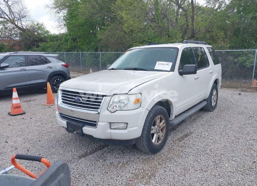 Photo 2 of 2010 Ford Explorer XLT (VIN 1FMEU7DE9AUA42603)
