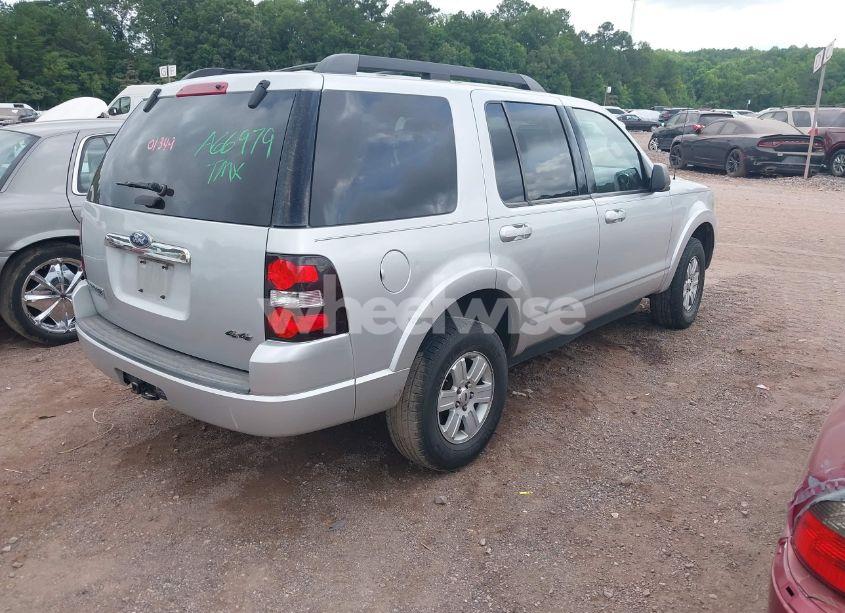 Photo 4 of 2010 Ford Explorer XLT (VIN 1FMEU7DE9AUA66979)