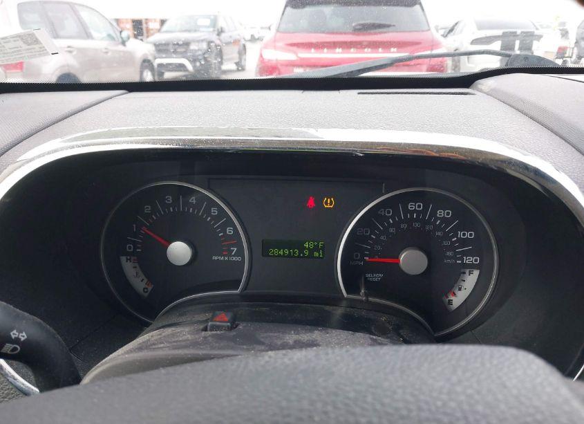 Photo 7 of 2010 Ford Explorer XLT (VIN 1FMEU7DE9AUA86102)