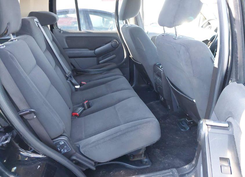 Photo 8 of 2010 Ford Explorer XLT (VIN 1FMEU7DEXAUA30640)