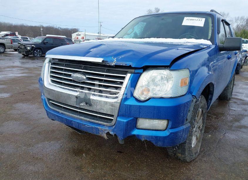 Photo 6 of 2010 Ford Explorer XLT (VIN 1FMEU7DEXAUA52654)