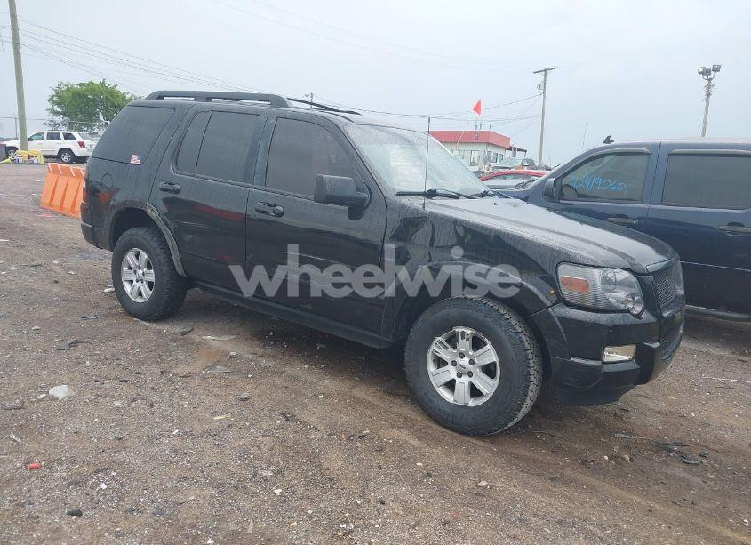 2010 Ford Explorer XLT (VIN 1FMEU7DEXAUA80955) main photo