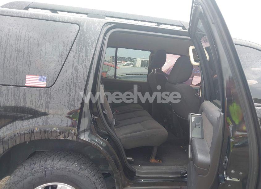 Photo 8 of 2010 Ford Explorer XLT (VIN 1FMEU7DEXAUA80955)