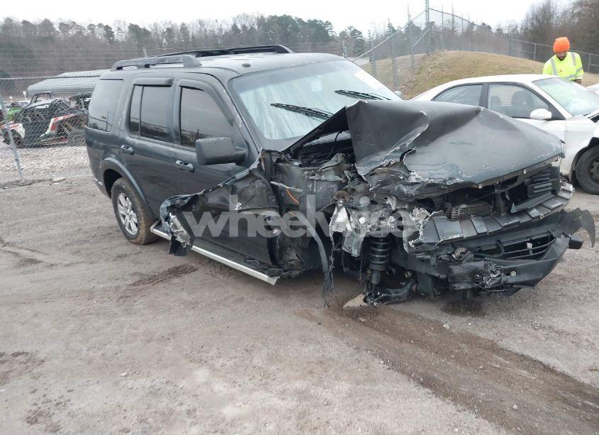 2010 Ford Explorer XLT (VIN 1FMEU7DEXAUA92961) main photo