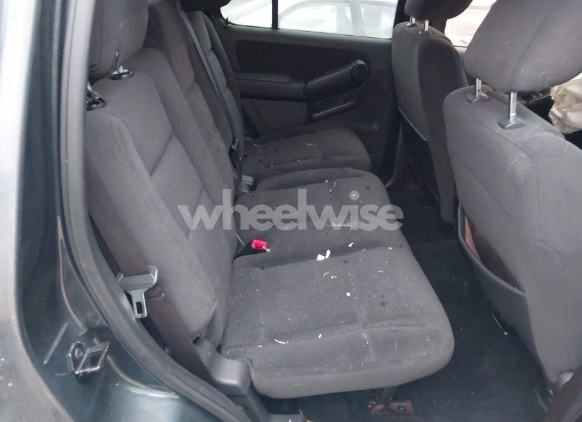 Photo 8 of 2010 Ford Explorer XLT (VIN 1FMEU7DEXAUA92961)