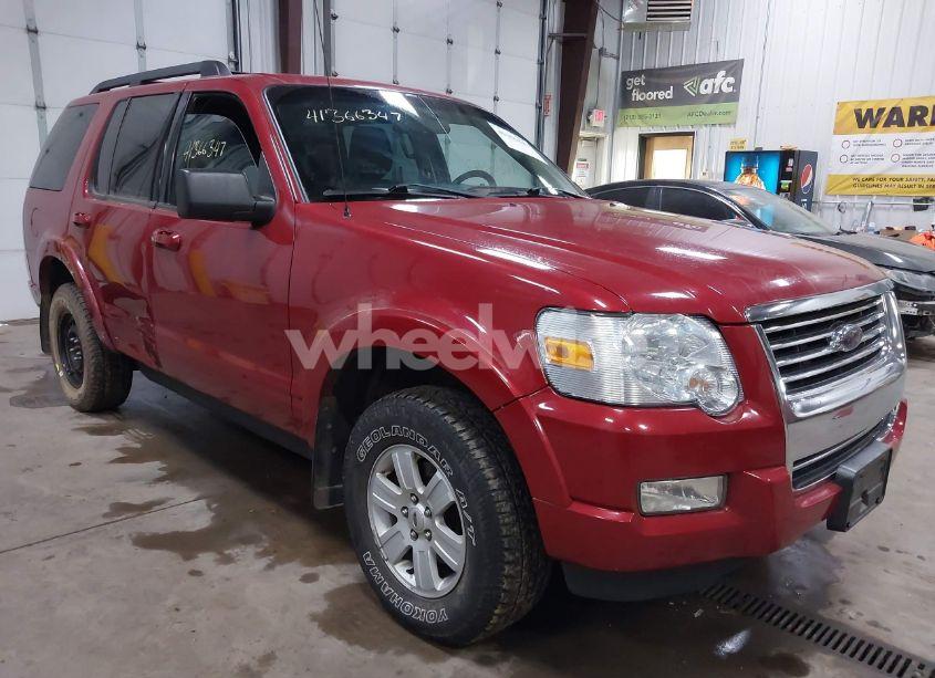 2010 Ford Explorer XLT (VIN 1FMEU7DEXAUB07698) main photo