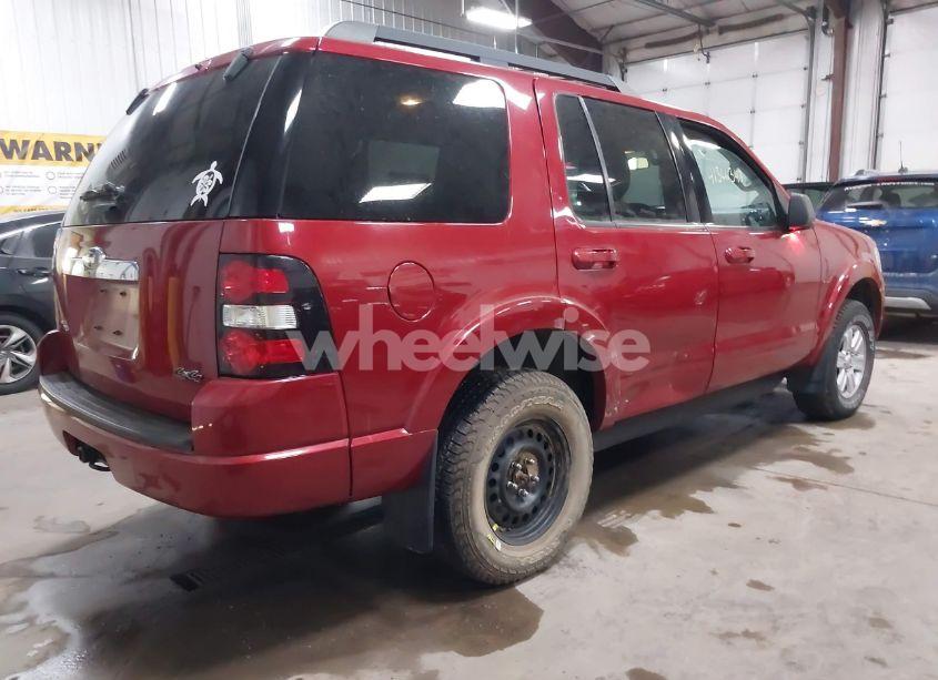 Photo 4 of 2010 Ford Explorer XLT (VIN 1FMEU7DEXAUB07698)