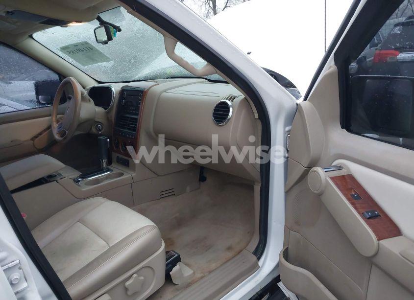 Photo 5 of 2010 Ford Explorer EDDIE BAUER (VIN 1FMEU7EE0AUA73611)