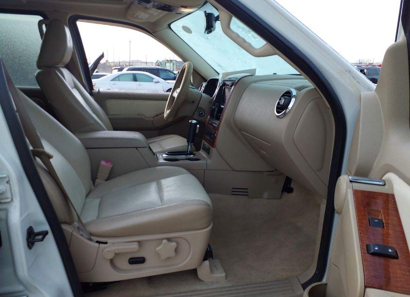 Photo 5 of 2010 Ford Explorer EDDIE BAUER (VIN 1FMEU7EE1AUA09044)