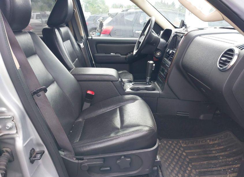 Photo 5 of 2010 Ford Explorer LIMITED (VIN 1FMEU7F84AUA05160)