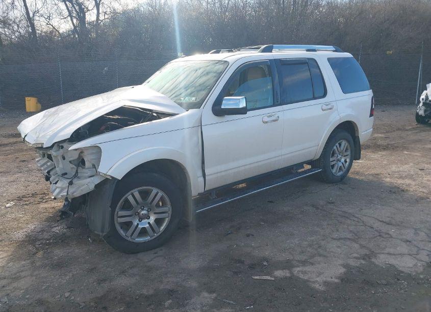 Photo 2 of 2010 Ford Explorer LIMITED (VIN 1FMEU7FE6AUA07837)