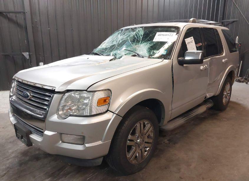 Photo 2 of 2010 Ford Explorer LIMITED (VIN 1FMEU7FE8AUA84726)