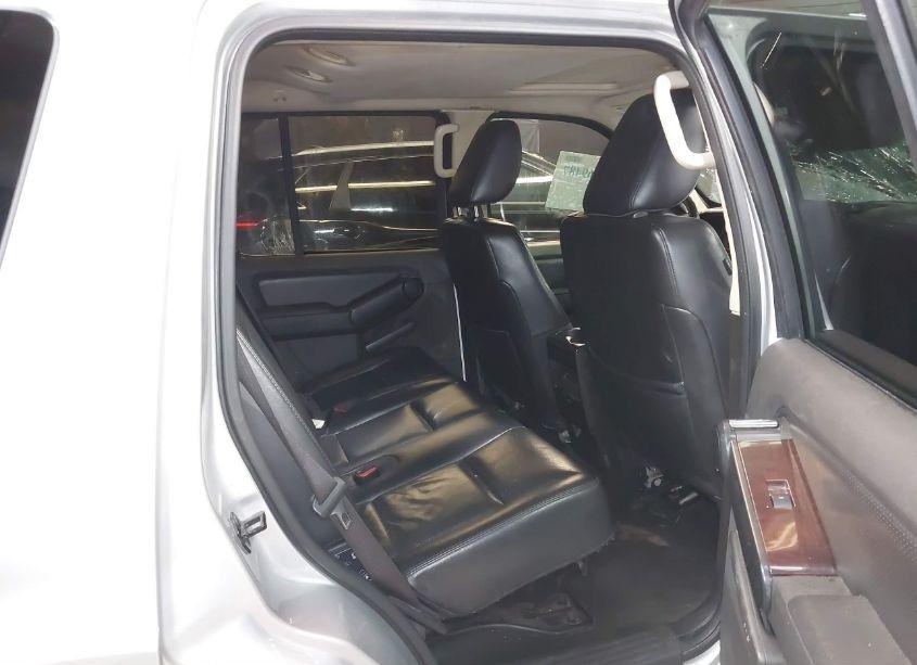 Photo 8 of 2010 Ford Explorer LIMITED (VIN 1FMEU7FE8AUA84726)