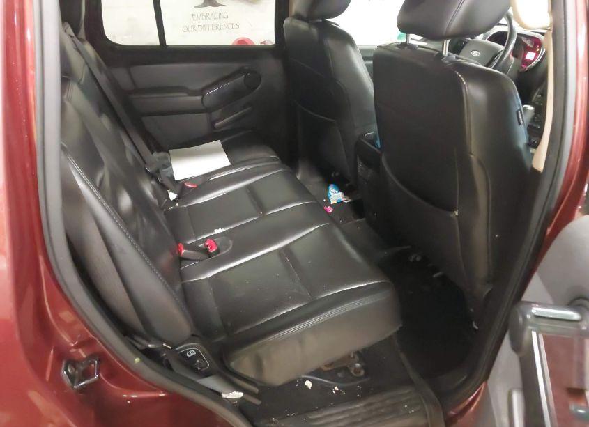 Photo 8 of 2010 Ford Explorer LIMITED (VIN 1FMEU8F83AUA79367)