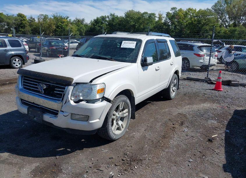 Photo 2 of 2010 Ford Explorer LIMITED (VIN 1FMEU8FE3AUA10183)