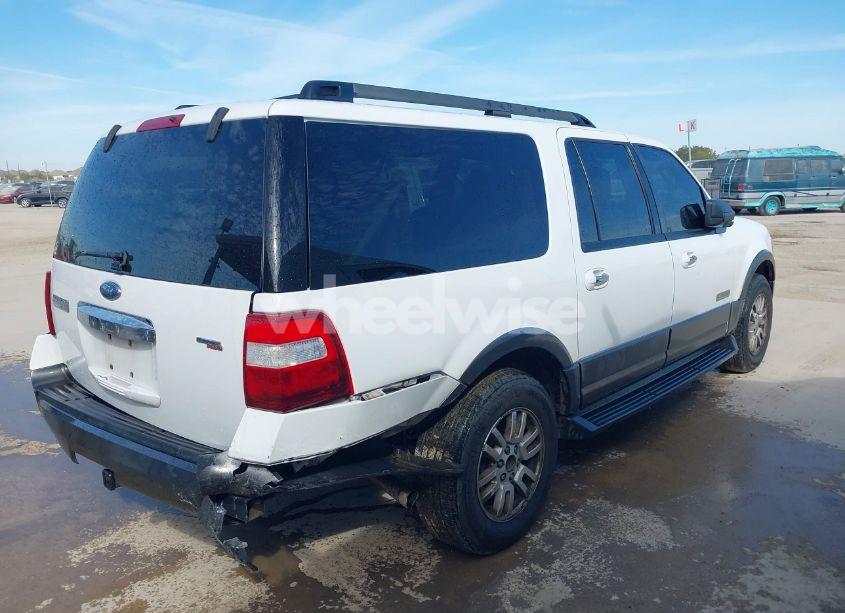 Photo 4 of 2007 Ford Expedition EL XLT (VIN 1FMFK15537LA56095)