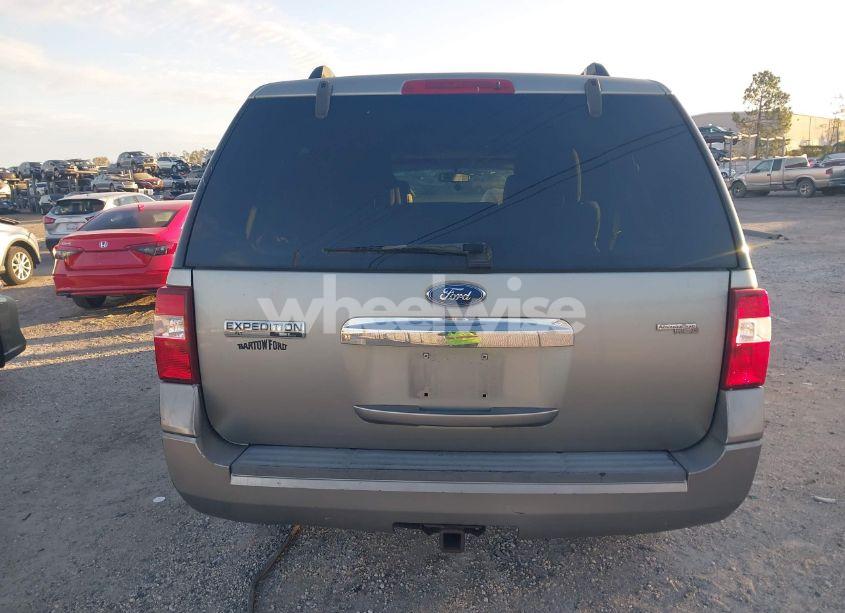 Photo 16 of 2008 Ford Expedition EL XLT (VIN 1FMFK155X8LA52580)