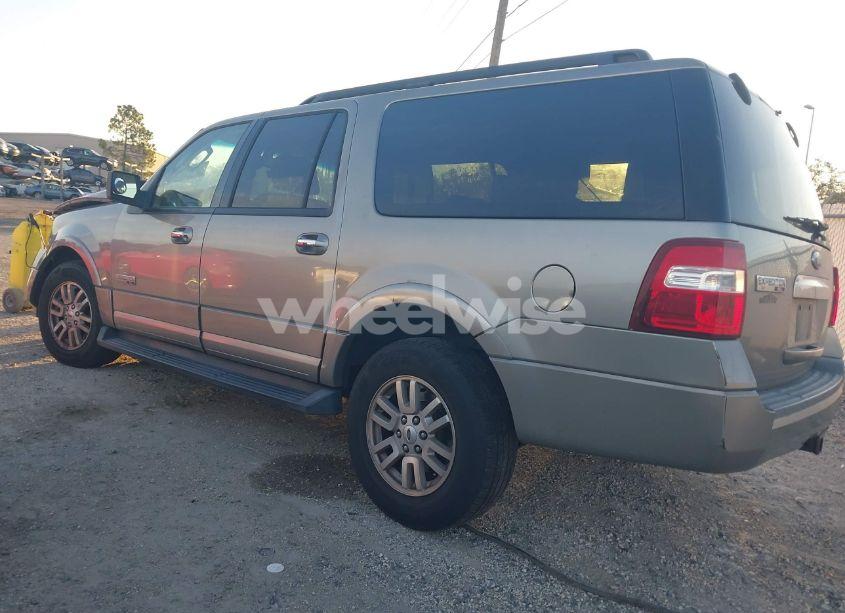 Photo 3 of 2008 Ford Expedition EL XLT (VIN 1FMFK155X8LA52580)